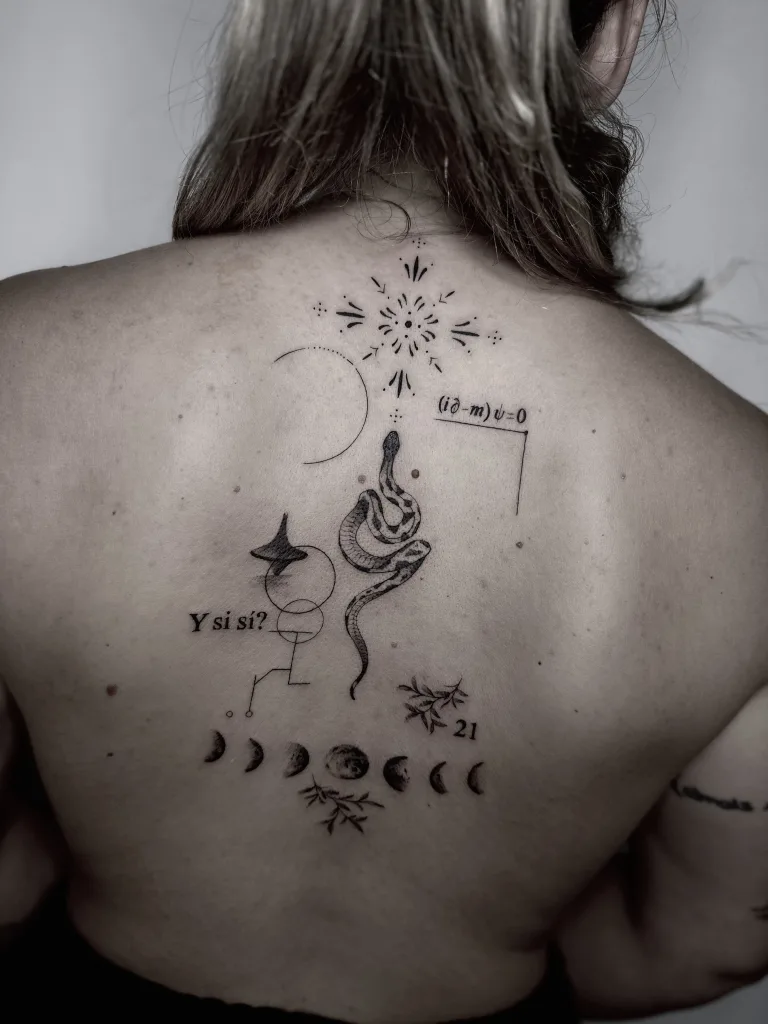 Tattoo conceptual para espalda. Armonía asimétrica ca.